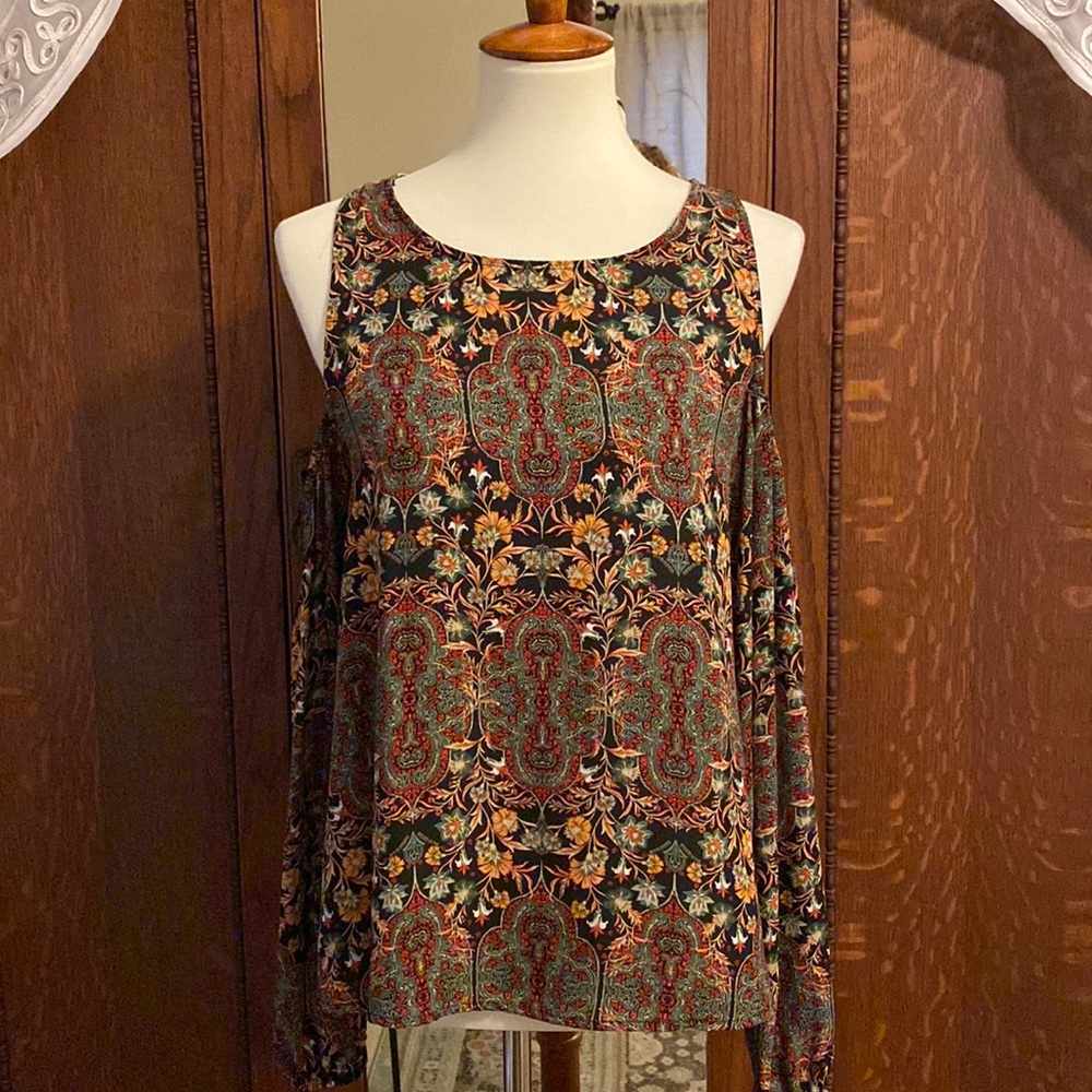 Lily White Bare Shoulder Rayon Blouse